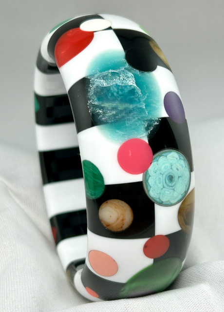AP21 black and white lucite checkerboard bangle with mega dots