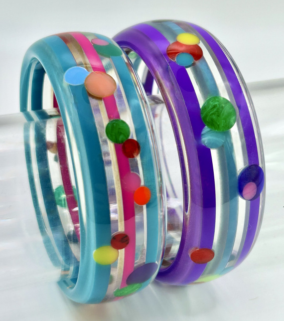 APK11 Atelier Papillon laminated stripes and dots bakelite bangles