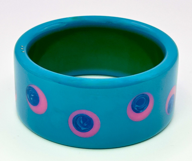 APK22 Atelier Papillon teal with pink/bluemoon voyeur dots